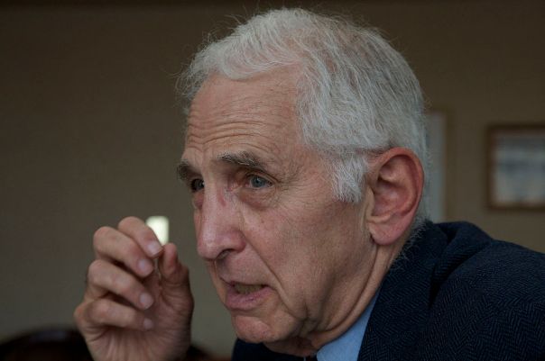 Daniel_Ellsberg_(15615638250)